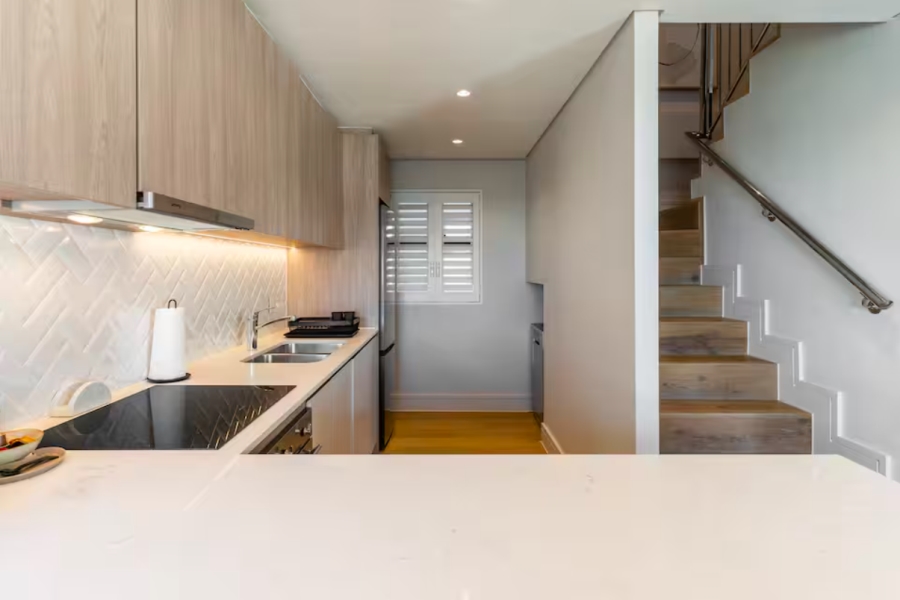 2 Bedroom Property for Sale in Sea Point Western Cape